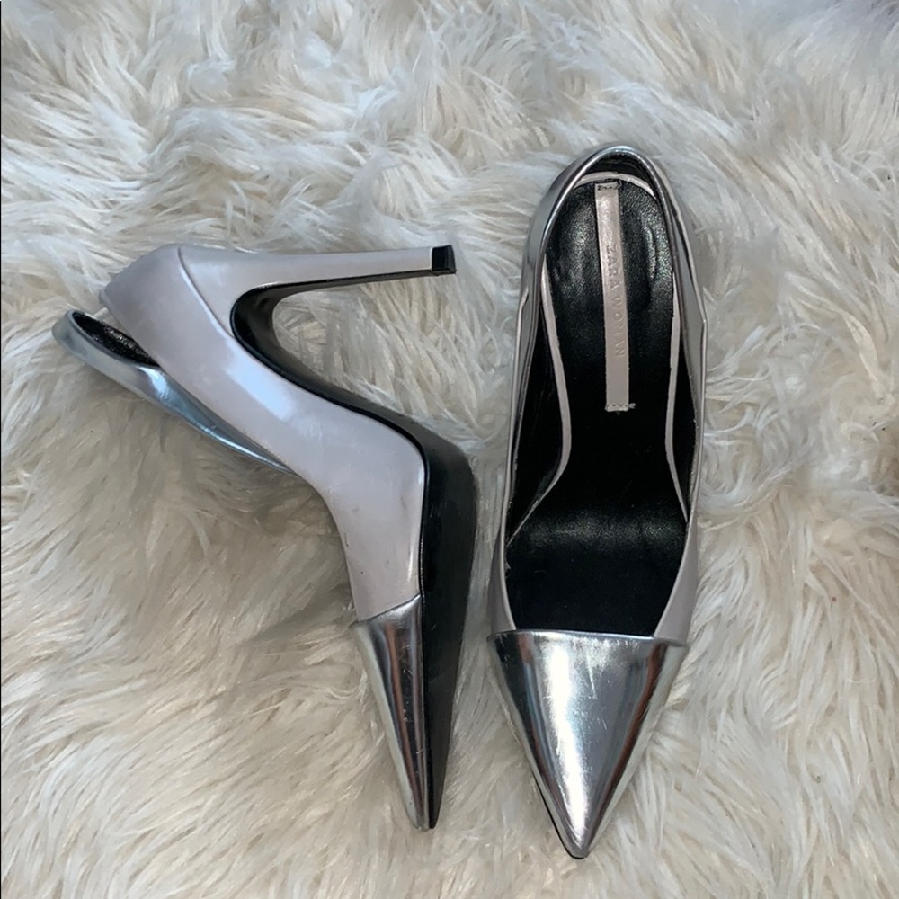 Zara Pointed Slingback Heels! Very Chic and sexy, worn only Once